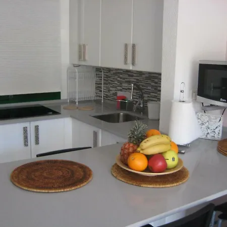 Malibu Con Campo De Tennis Y Piscina Con Solarium Апартаменты Пуэрто Рико
