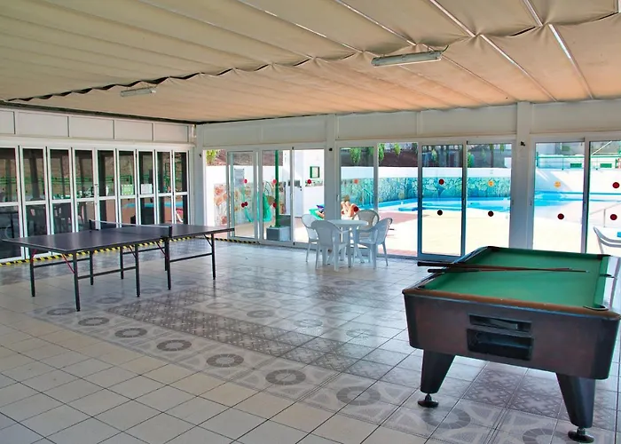 דירה Malibu Con Campo De Tennis Y Piscina Con Solarium